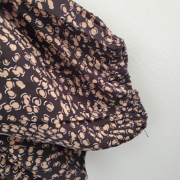 Very J Women's Plus Size Size 2XL Black and Tan Printed Long Sleeve Blouse - Picture 8 of 12